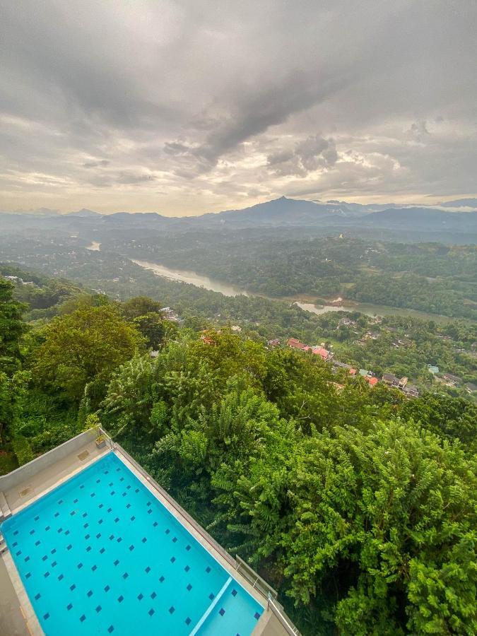 Mount Blue Kandy Hotel Exterior foto